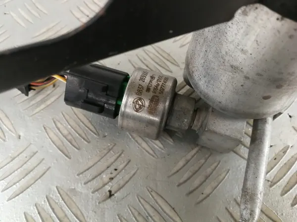 Ilmastoinnin kuivain MASERATI 3200 GT 1998-2002 image 4