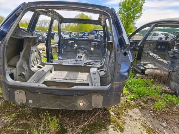 BMW X3 F25 rechter achterzijde OEM 7267470 image 4