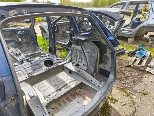 BMW X3 F25 rechter achterzijde OEM 7267470 image 5