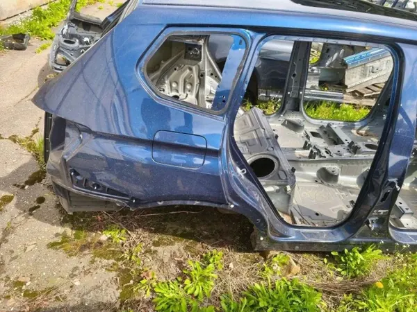 BMW X3 F25 rechter achterzijde OEM 7267470 image 7