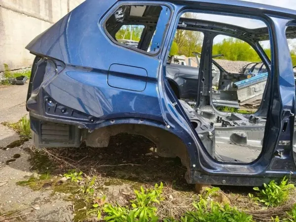 BMW X3 F25 rechter achterzijde OEM 7267470 image 8