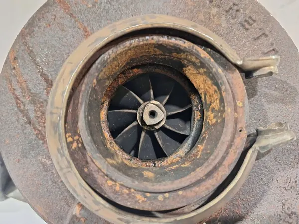 Turbina 73501386 Fiat Croma II 2.4 JTD image 4