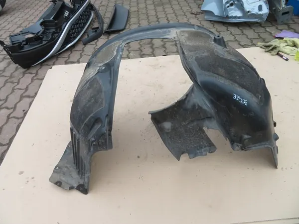 BMW 5 E60/E61 Left Wheel Arch 51717033749 image 2