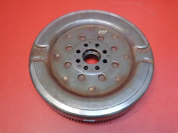 Volante de Dupla Massa DSG VW Skoda 2.0 TSI CZP 2018 06J105266AQ image 2