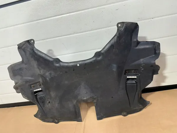 Plaque de couverture moteur OEM A2305240730 Mercedes SL R230 image 2