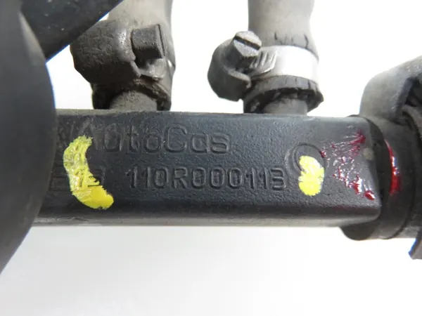 Jeu de 4 injecteurs OEM 110R000113 image 4