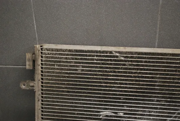 Ilmastointiradiaattori A4 B6 1.9 TDI image 2