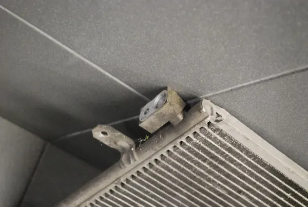 Ilmastointiradiaattori A4 B6 1.9 TDI image 6