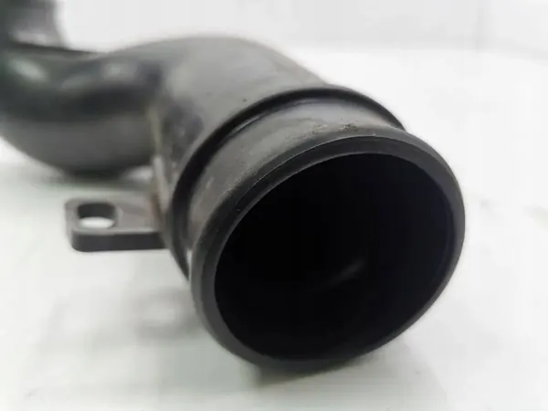 Mazda Intercoolerpijp OEM SH0113231 - Gebruikt image 4
