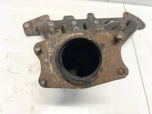 Pakoputken keräin OEM 2066888 Volvo S40 2004 2.4L image 3