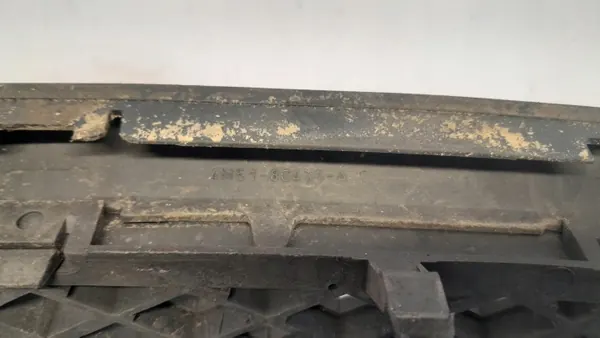 Kühlergrill Ford Focus MK2 OEM 4M518138AE - Gebraucht image 3