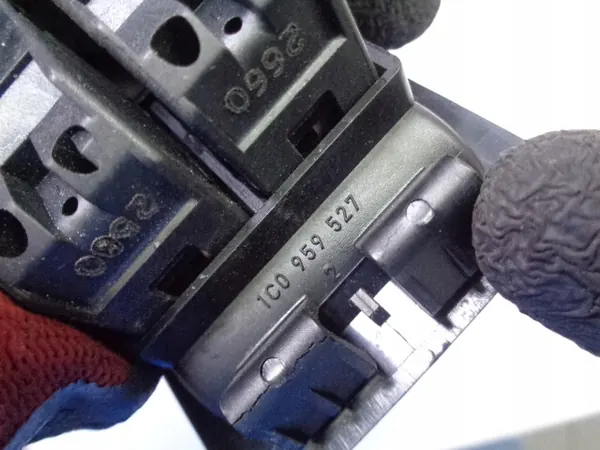 Window Switch Panel VW New Beetle 1C 99- OEM 1C0959527 image 5