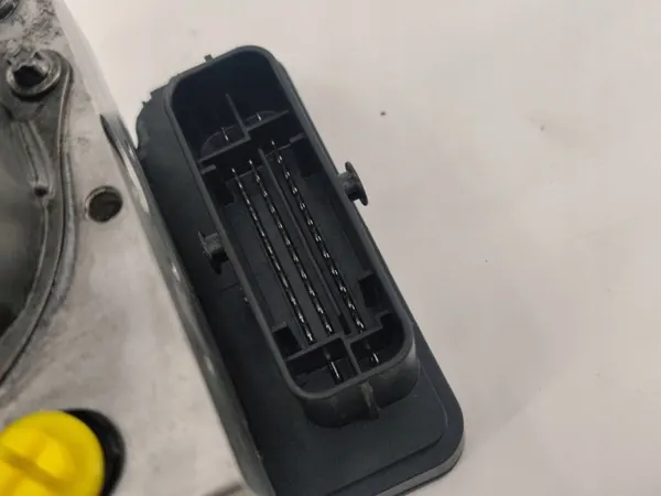ABS-pump OEM 5611060PA0 för Suzuki Swift II image 3