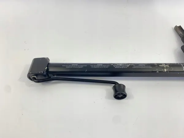 Mercedes-Benz Autotunkki OEM 1245831115 W124/W126 image 9