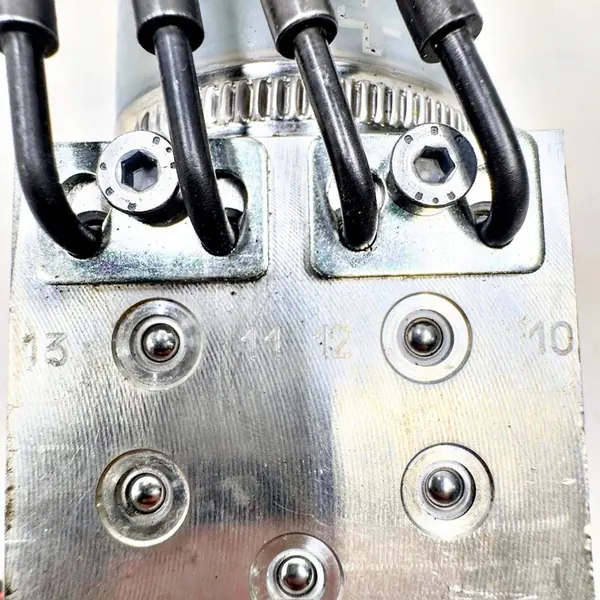 PEUGEOT 207 CC 1.6 Pompe de Toit image 8