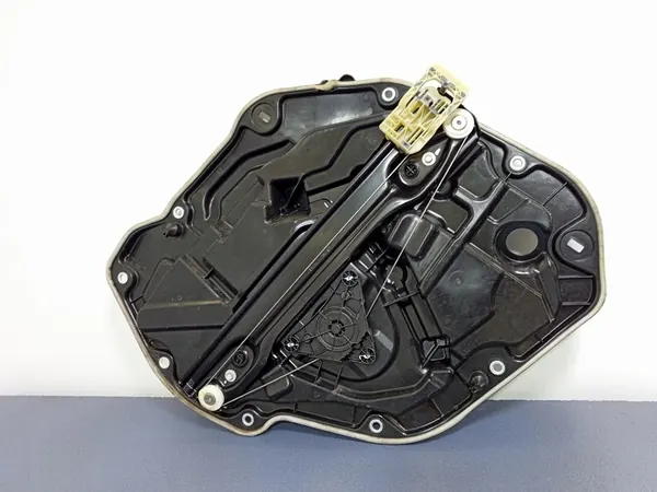 Regulador de janela traseira esquerda BMW 1 F40 1060026 image 2