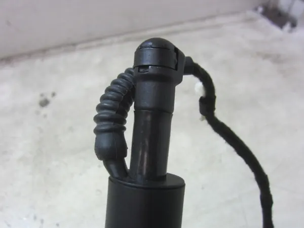 Actuador de maletero derecho BMW 3 F34 GT OEM 51247298984 image 5