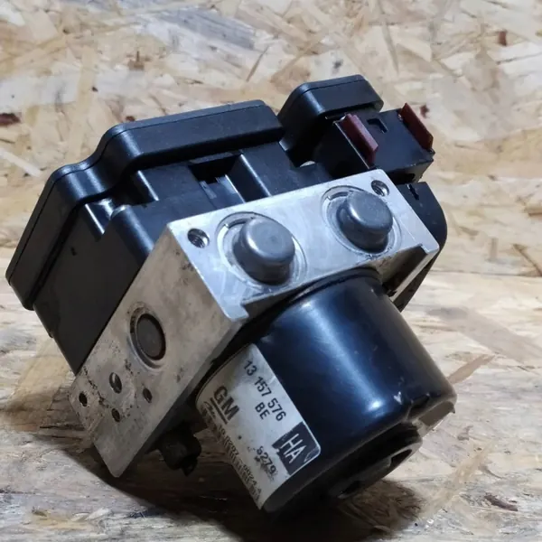 ABS-Pumpe OEM 13157576BE für Opel - Gebraucht image 4