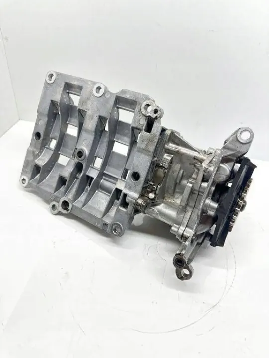 Bomba de óleo OEM 7810823 para BMW N47D20C 2.0D image 7