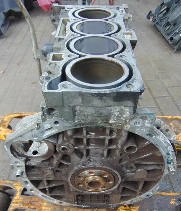 G4KA Motorblock med Veivaxel & Kolvar image 3
