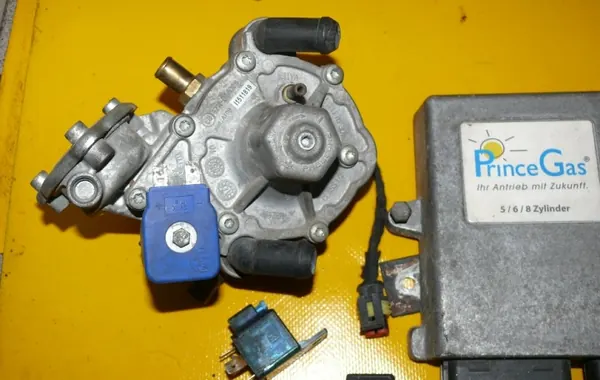 Kit de instalación LPG OEM B400089644 Prins usado image 3