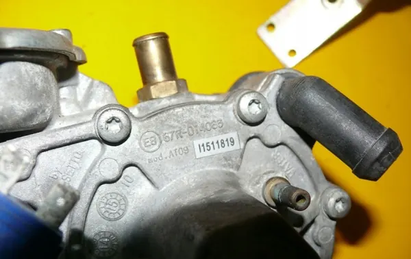 Kit de instalación LPG OEM B400089644 Prins usado image 4