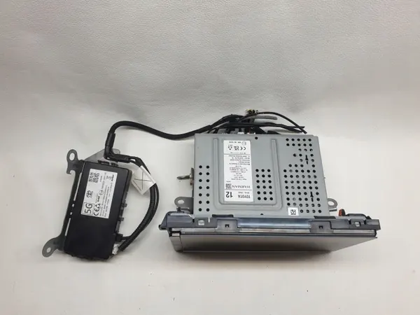 Radio Navigation Toyota Yaris IV Cross OEM 86140-YP032 image 5