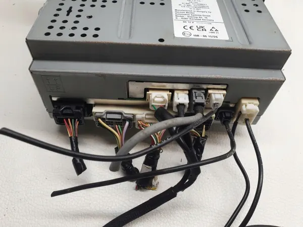 Radio Navigation Toyota Yaris IV Cross OEM 86140-YP032 image 9