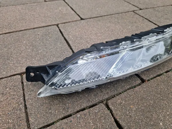 C4 Picasso II LED DRL Licht Links Origineel 9822653980 image 2