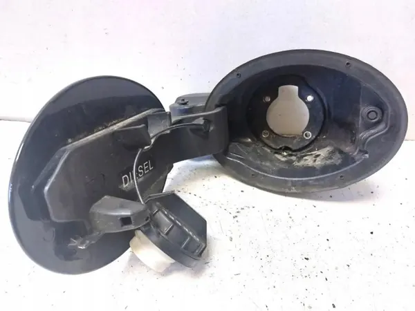 Polttoainesäiliön kansi OEM 815963Z300 Hyundai i40 (VF) image 2