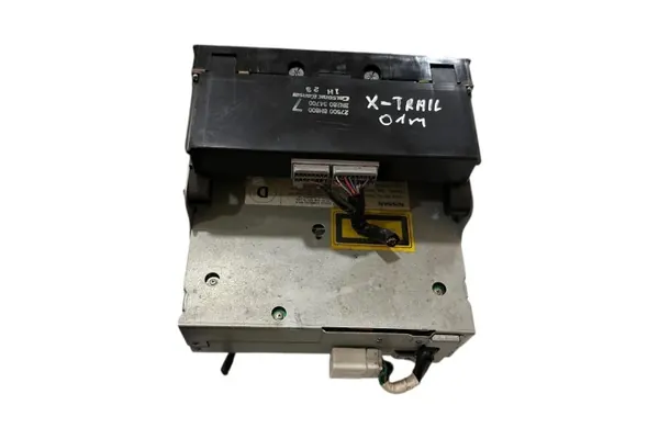 Changer CD OEM 281844M500 pour Nissan X-Trail T30 image 7