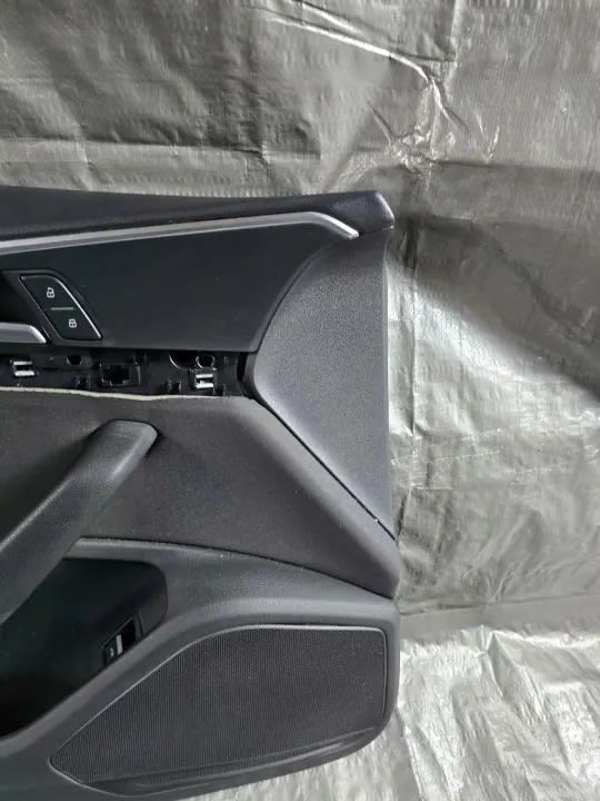Voorlinker Deurpaneel OEM 8W0867133 Audi A4 B9 image 3