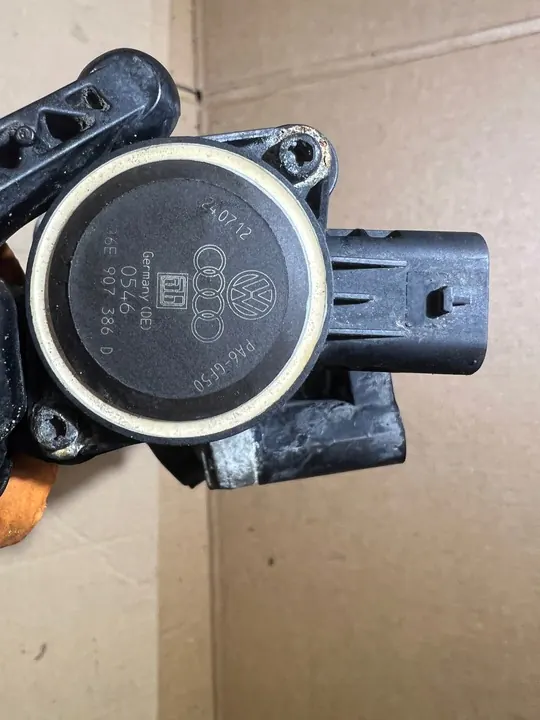 AUDI A8 D4 3.0 TFSI Rechter Ansaugkrümmer 06E133110AL image 7