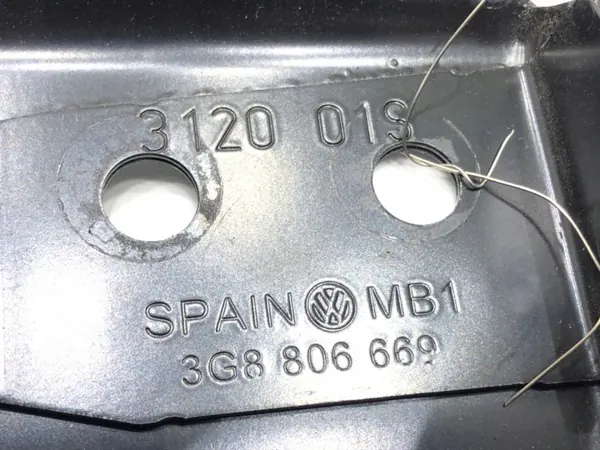 Suporte Farol Esquerdo Dianteiro VW Arteon OEM 3G8806669 image 3