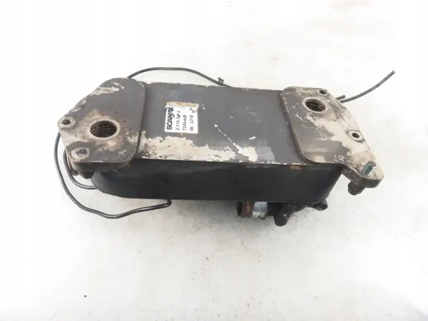 Refroidisseur d'huile Scania OEM 7246960 R450 R6 2004-2019 image 8