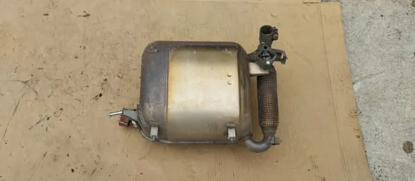 Endschalldämpfer BMW i3 OEM 8614958 - Gebraucht image 2