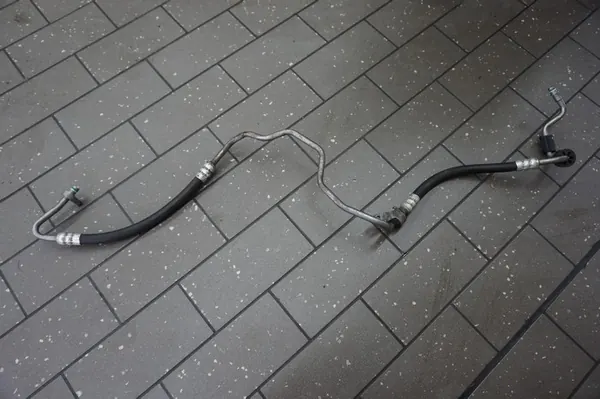 Mercedes ophanging olieleiding OEM A1663201353 image 2