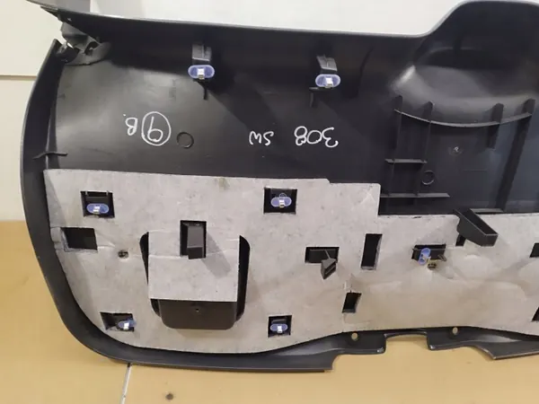 Achterklep Plastic Afdekking OEM 9680720277 Peugeot 308 image 10
