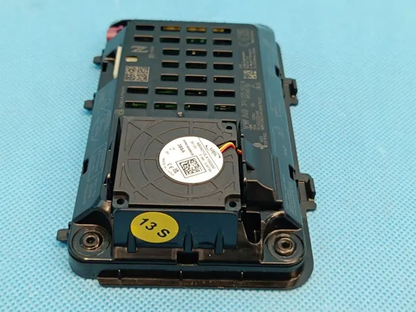 Chargeur Inductif OEM 3P0035502A pour VW Golf 8 image 6