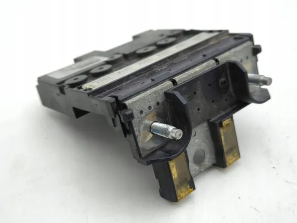 Fusível relé bateria Renault Austral 2023 OEM 403884725R image 4
