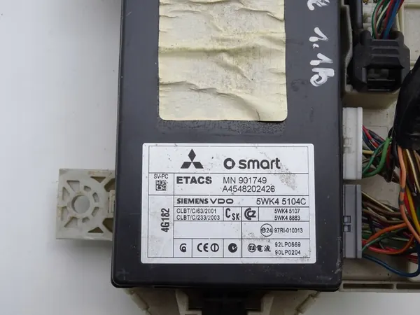 Caixa de Fusíveis Smart ForFour I A4545400024 / MN108328 image 3