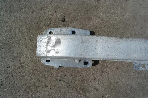 Viga de para-choque dianteiro Renault Laguna 3 III 752100002R image 2