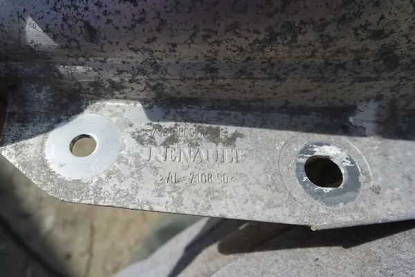 Viga de para-choque dianteiro Renault Laguna 3 III 752100002R image 5