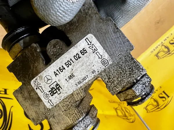 Vaihteistoöljynjäähdytysputki OEM A1975000800 Mercedes G image 7