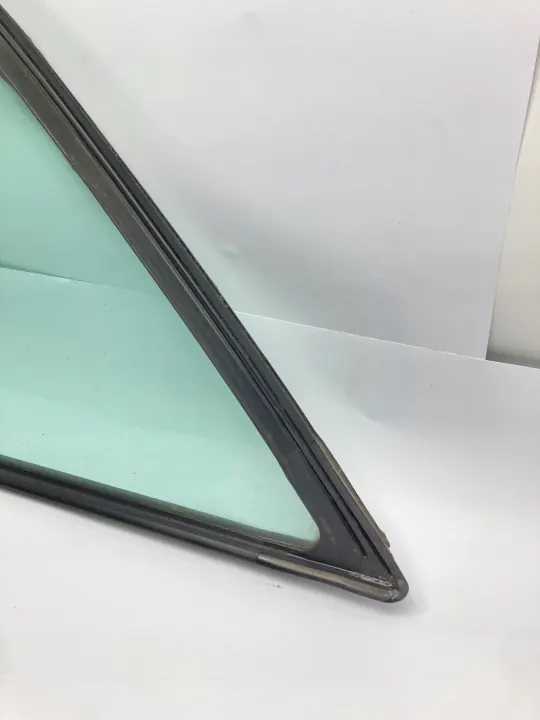 Vitre arrière gauche avec joint OEM SDV09409 Mercedes W124 image 5