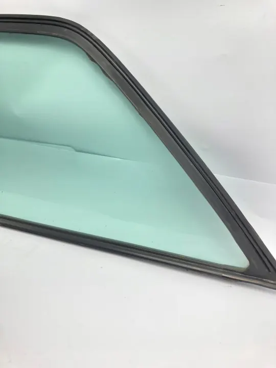 Vitre arrière gauche avec joint OEM SDV09409 Mercedes W124 image 6