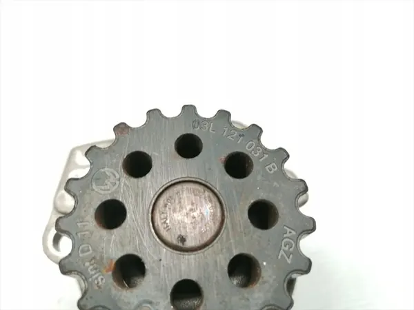 Pompa acqua Audi A4 2.0 TDI Diesel 2008 Station Wagon OEM 03L121031B image 5