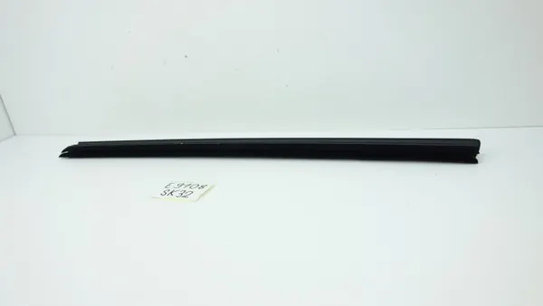 Junta de Puerta Mazda 3 IV 2018 OEM BACS-59-821 Delantera Derecha image 3
