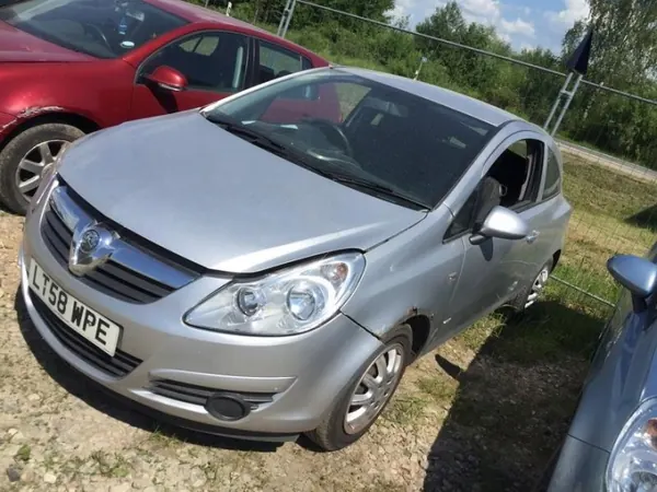 Válvula EGR OEM 55556720 para Opel Corsa 1.2L 2008 image 7