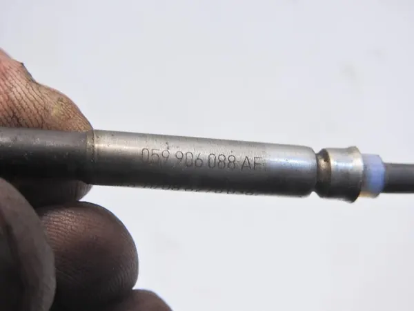 Sensor de Temperatura Audi A6 C6 2.7 TDI 059906088AF image 5